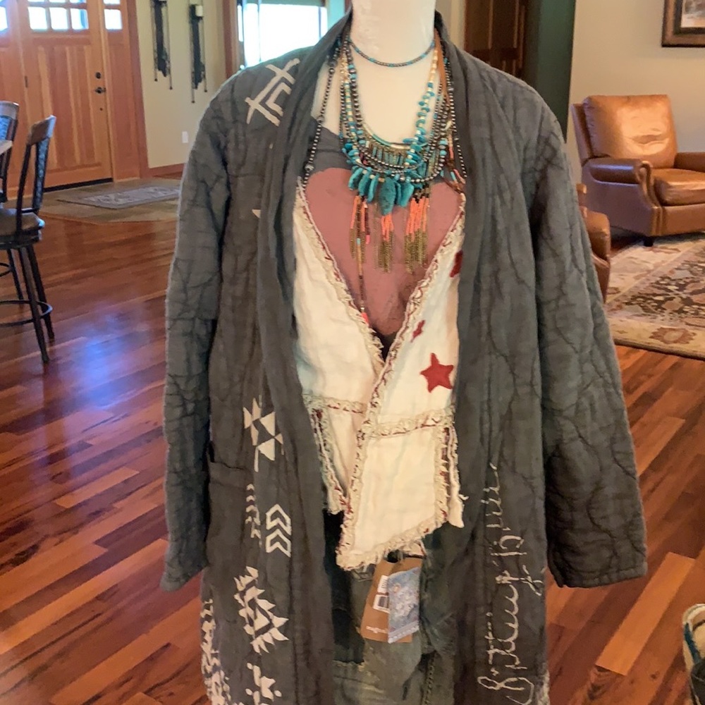Magnolia Pearl Blink You Are Magical Jacket - Picture 15 of 15
